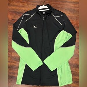 Like New Mizuno Drylite Lightweight Performance Jacket. Women’s size XL.